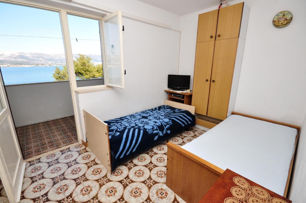 Apartments By The Sea Arbanija, Ciovo - 1085 Trogir Eksteriør billede